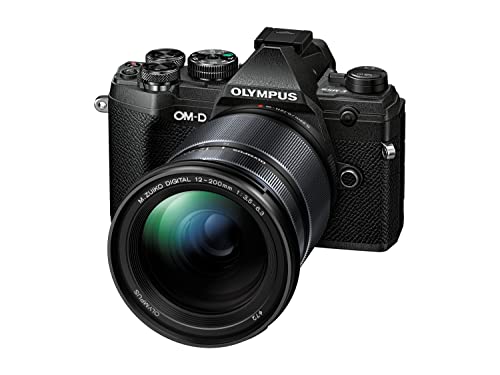 Olympus OM-D E-M5 Mark III Kit, Systemkamera (20 MP, 5-Achsen Bildstabilisator, leistungsstarker Autofokus, elektr. OLED-Sucher, 4K-Video, WLAN), schwarz inkl. 12-200 mm F3.5-6.3 M.Zuiko Objektiv von Olympus