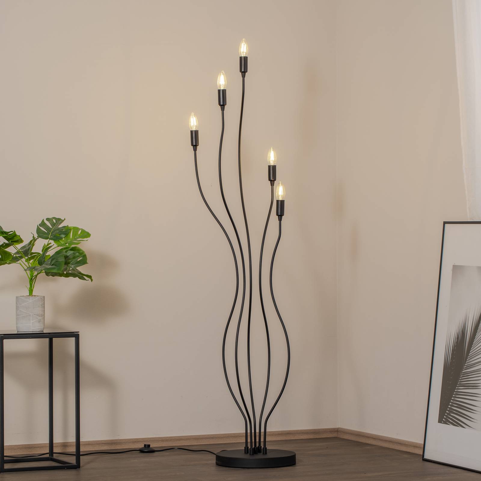 Stehlampe Bonibon 13231 schwarz Metall Höhe 155 cm 5-flammig Stehlampe Bonibon 13231 schwarz Metall Höhe 155 cm 5-flammig von Opviq