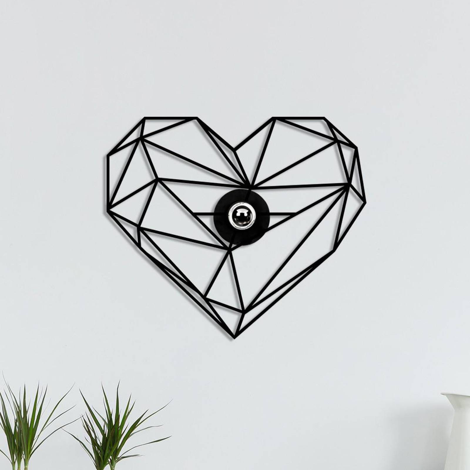 Wandleuchte W-046, schwarz, Herzdesign, MDF-Holz Lasercut Wandleuchte W-046, schwarz, Herzdesign, MDF-Holz Lasercut von Opviq
