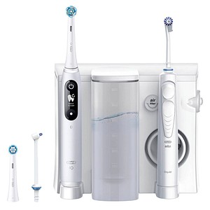 Oral-B Center OxyJet Reinigungssystem +Oral-B iO6 Munddusche Oral-B Center OxyJet Reinigungssystem +Oral-B iO6 Munddusche von Oral-B