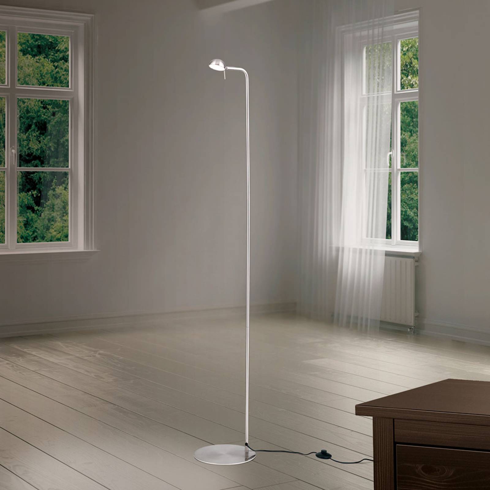 LED-Stehleuchte Student mit schwenkbarem Kopf LED-Stehleuchte Student mit schwenkbarem Kopf von Orion