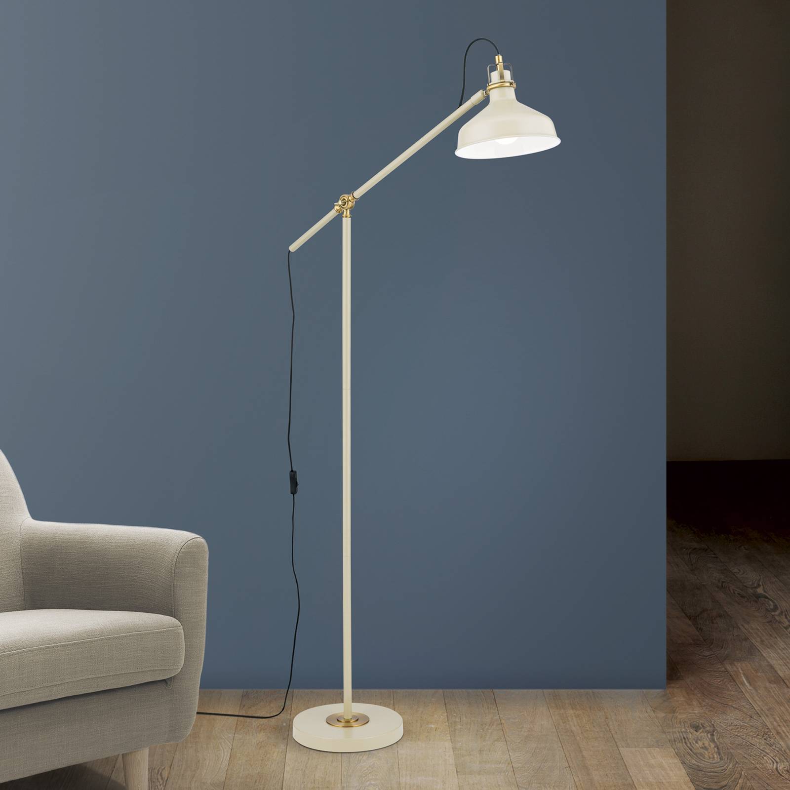 Stehlampe Schiller, khaki, Metall, 153 cm hoch, verstellbar Stehlampe Schiller, khaki, Metall, 153 cm hoch, verstellbar von Orion