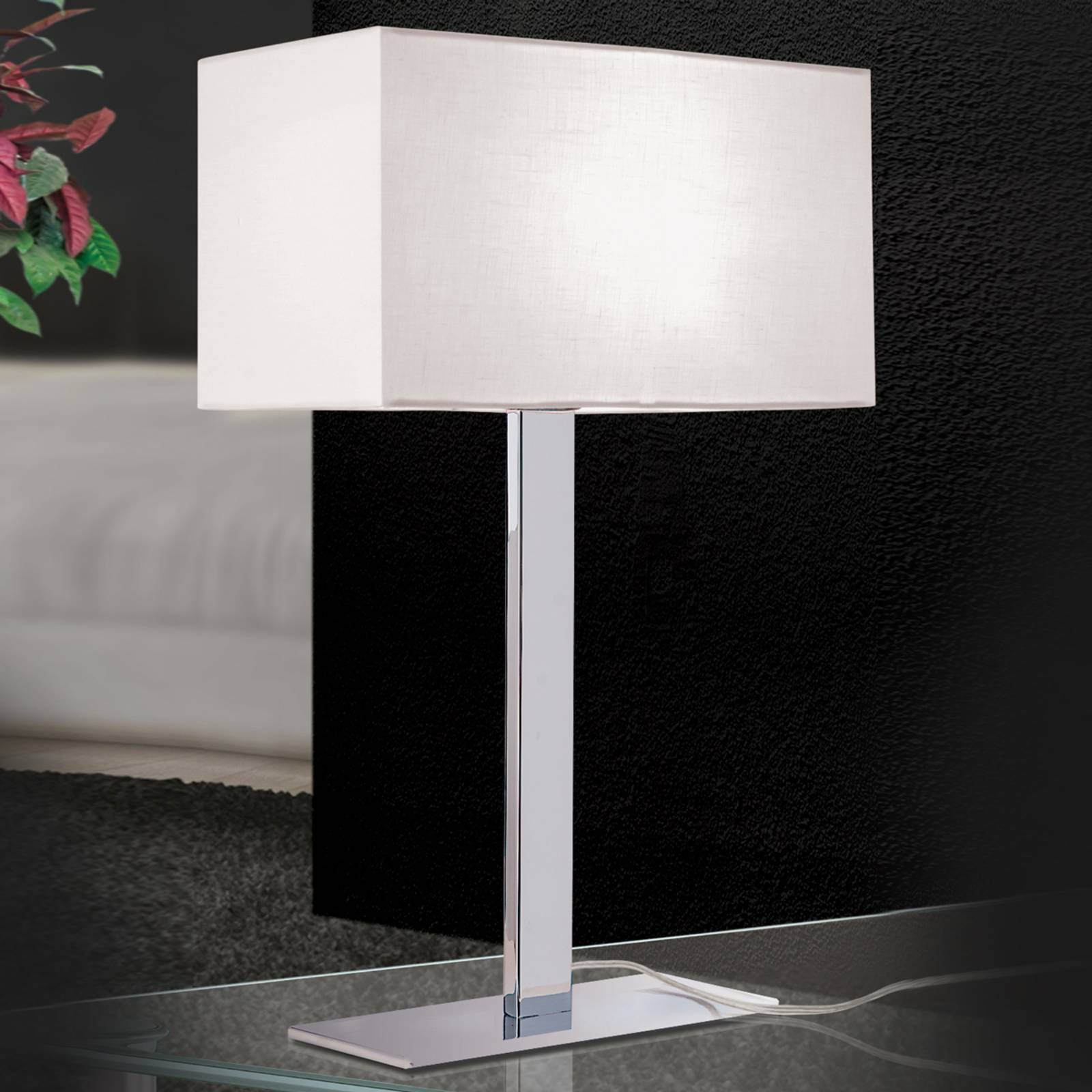 Tischlampe Grigor mit weißem Leinenschirm Tischlampe Grigor mit weißem Leinenschirm von Orion