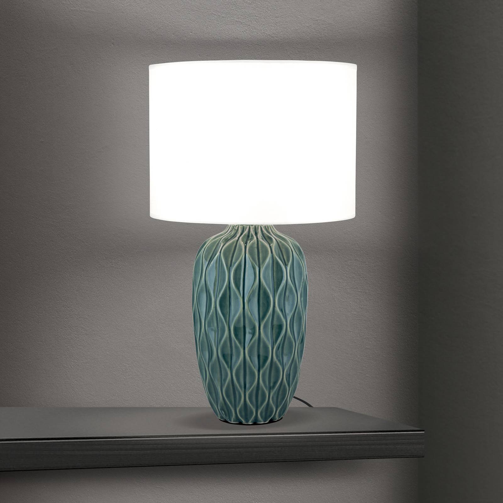 Tischlampe Tortuga, grün/weiß, Höhe 49,5 cm, Keramik/Leinen Tischlampe Tortuga, grün/weiß, Höhe 49,5 cm, Keramik/Leinen von Orion