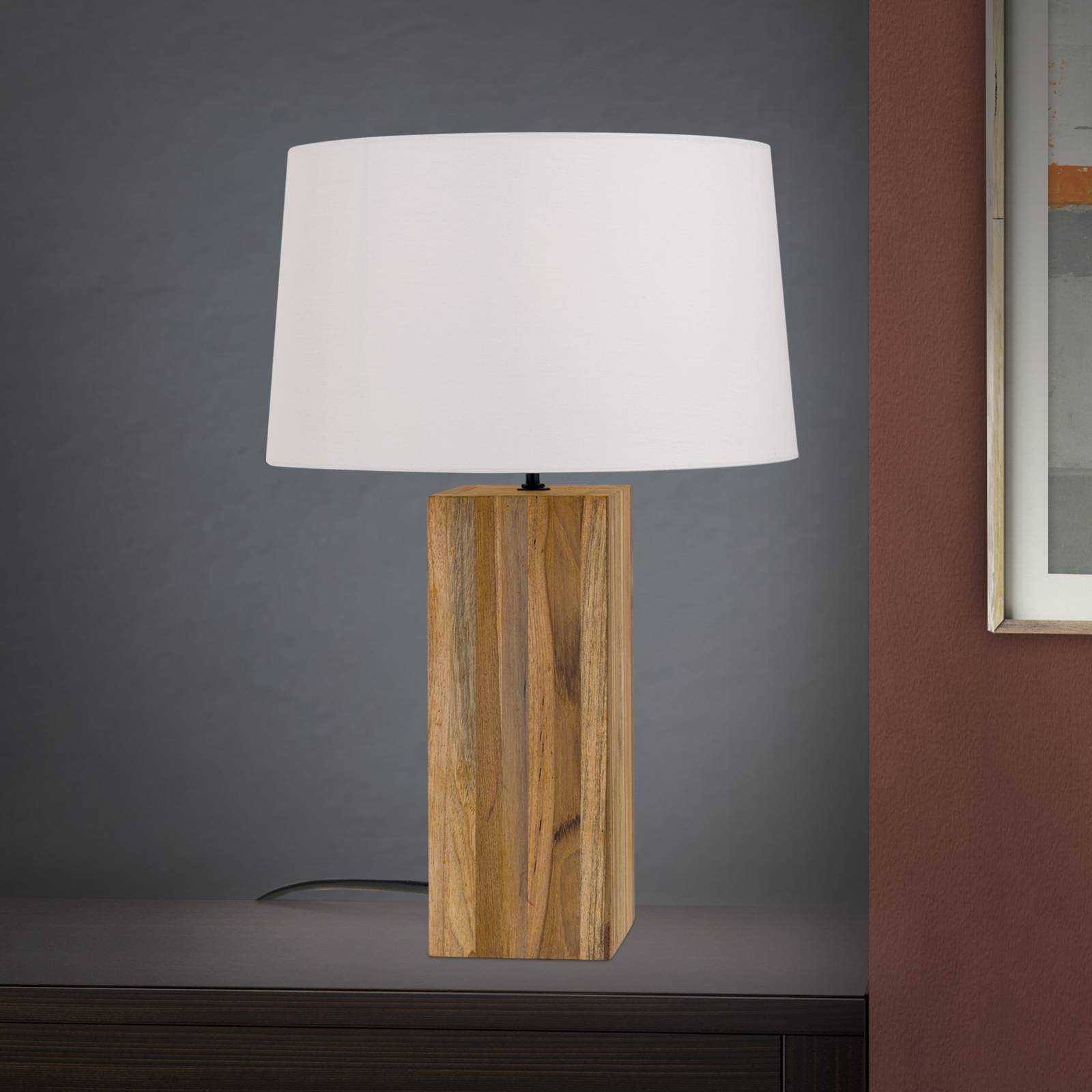 Tischleuchte Dallas mit quaderförmigem Holzfuß Tischleuchte Dallas mit quaderförmigem Holzfuß von Orion