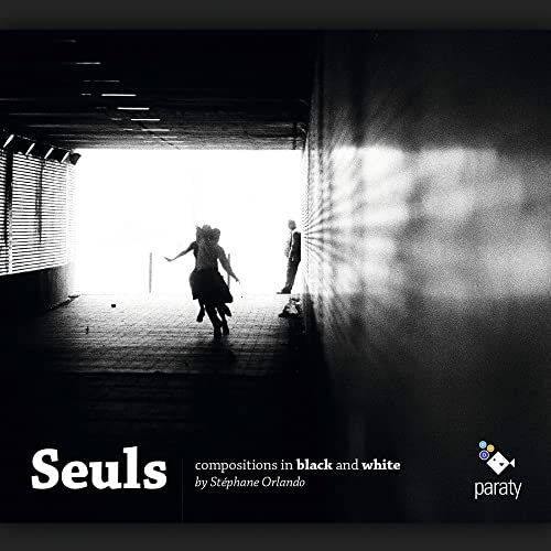Seuls-Compositions in Black & White Seuls-Compositions in Black & White von PARATY