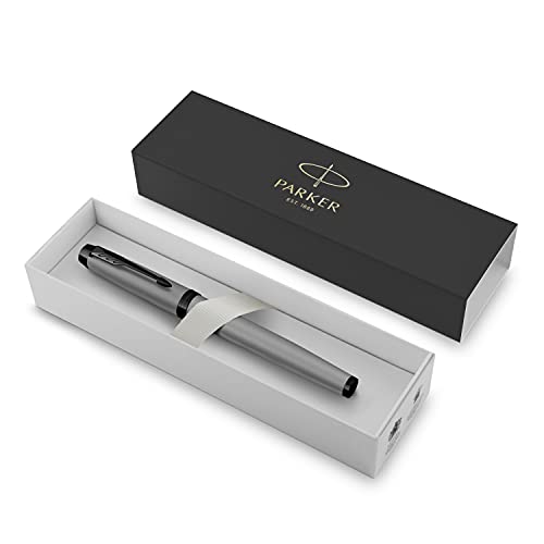 Parker IM Rollerball Tintenroller , Mattgrau mit schwarzen Zierteilen , Feine Schreibspitze mit schwarzer Nachfüllmine , Geschenkbox von PARKER