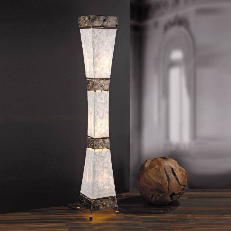 Paul Neuhaus Stehleuchte Abuja, Perlmutt, 150cm, 3-flg., E27 von PAUL NEUHAUS