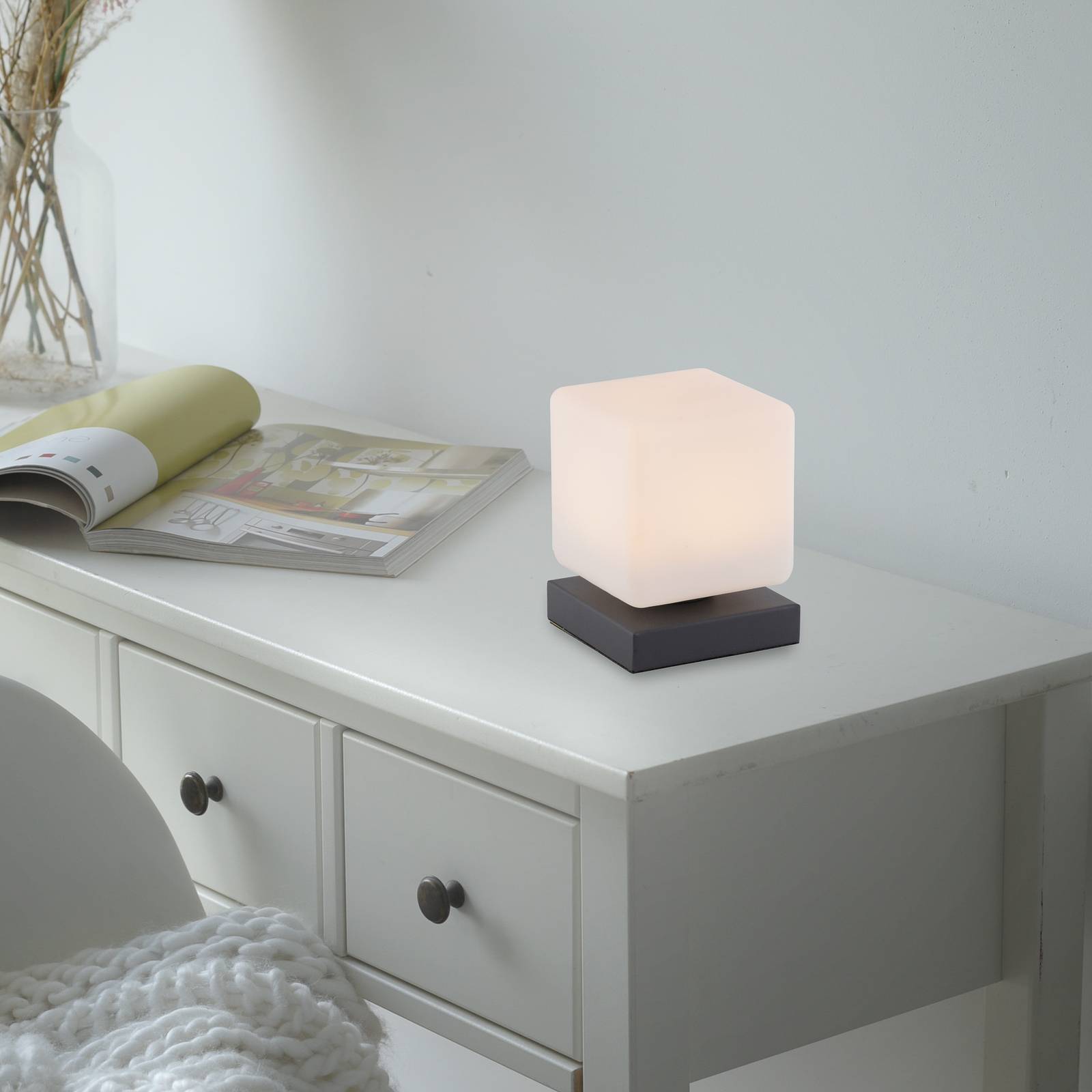 Paul Neuhaus LED-Tischlampe Dadoa, anthrazit, Glas, dimmbar Paul Neuhaus LED-Tischlampe Dadoa, anthrazit, Glas, dimmbar von PAUL NEUHAUS