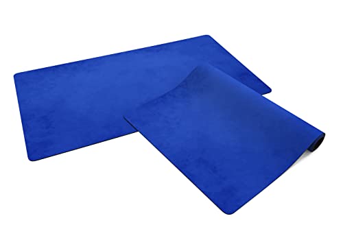 PLAYMATS Einfarbiges Mauspad - Blau 61x35,5 cm - Gummischreibtischunterlage mit Rutschfester Rückseite, ideal für Arbeit und Spiele von PLAYMATS