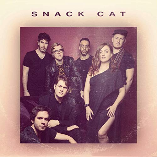 Snack Cat von PLUG RESEA