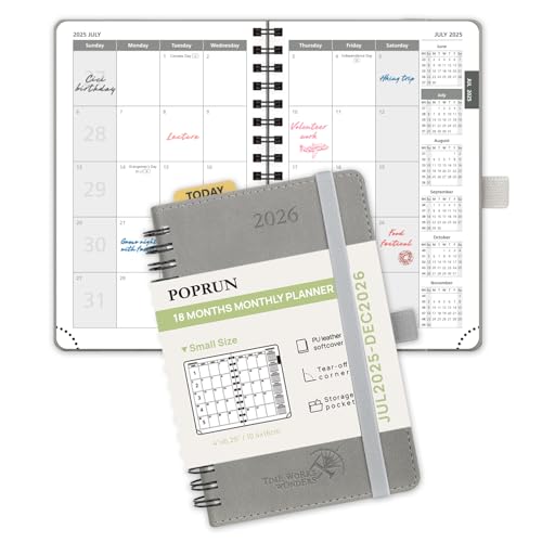 POPRUN Monatsplaner 2025–2026, Taschenformat (10,2 x 15,7 cm), 18 Monate Kalender (Juli 2025 – Dezember 2026), 4 Seiten pro Monat mit monatlichen Ausgaben und Notizen, Sonntagsstart, Ledereinband von POPRUN