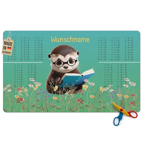 Pr Print Royal Schreibtischunterlage selbst gestalten mit Name - mit kleinem Einmaleins - Otter - Waschbar, Personalisierte Geschenke zur Einschulung | 60x35 cm, Rutschfest von PR Print Royal