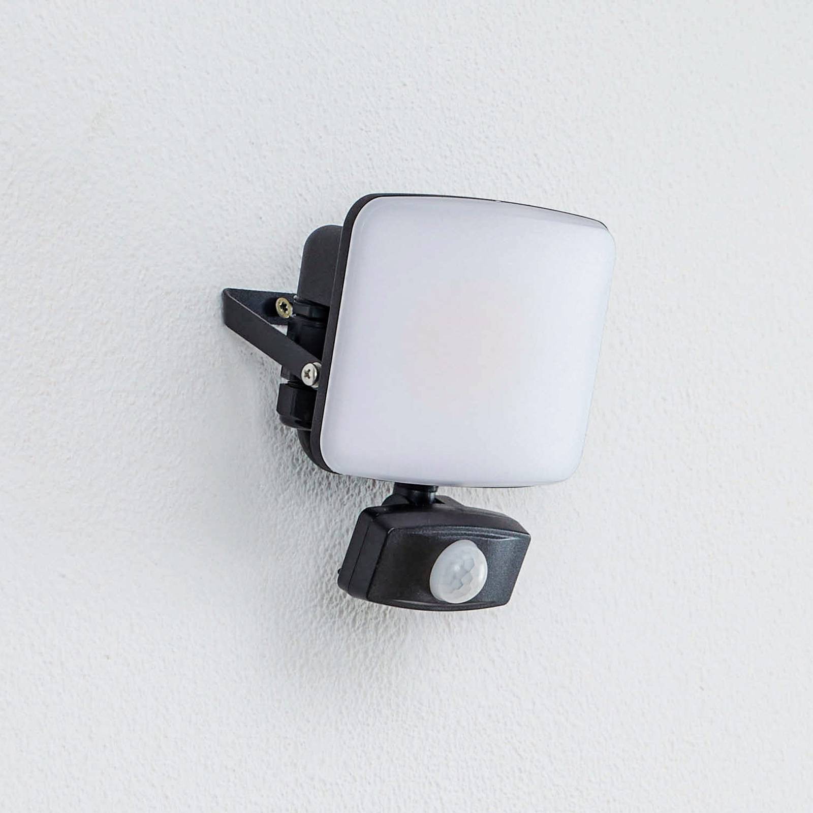 Prios Paityn LED-Außen-Wandleuchte,14,5 cm von PRIOS