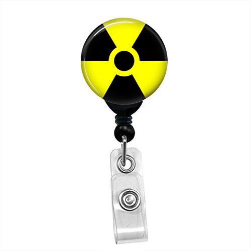 Namensschild mit radioaktivem Symbol, Zombie-Radiologie, Ausweis, Namensschild, personalisierbar, einziehbar, mit Gürtelclip, Schwarz von Pacific Impressions Gifts
