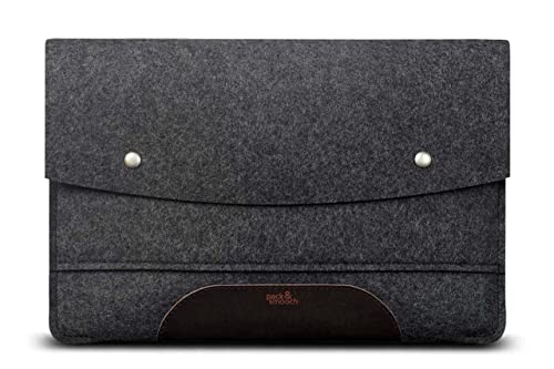 Pack & Smooch Für iPad Pro 10.5"/ iPad 10.2" | iPad Hülle Sleeve Case | 100% Wollfilz Pflanzlich Gegerbtes Leder | Handmade in Germany | Farbe in Anthrazit/Dunkelbraun Pack & Smooch Für iPad Pro 10.5"/ iPad 10.2" | iPad Hülle Sleeve Case | 100% Wollfilz Pflanzlich Gegerbtes Leder | Handmade in Germany | Farbe in Anthrazit/Dunkelbraun von Pack & Smooch