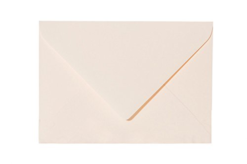 Paper24 25 Umschläge B6 feuchtklebend 120 g/qm, Briefumschläge 12,5 x 17,5 cm für Hochzeit, Geburtstag, zum Basteln in der Farbe Creme von Paper24