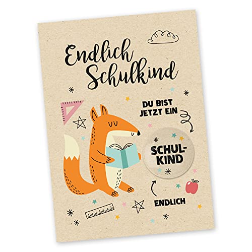 Papierdrachen Postkarte mit Button | Endlich Schulkind zum Verschicken und Verschenken | Design Fuchs | 35mm Button bedruckt mit Schulkind von Papierdrachen