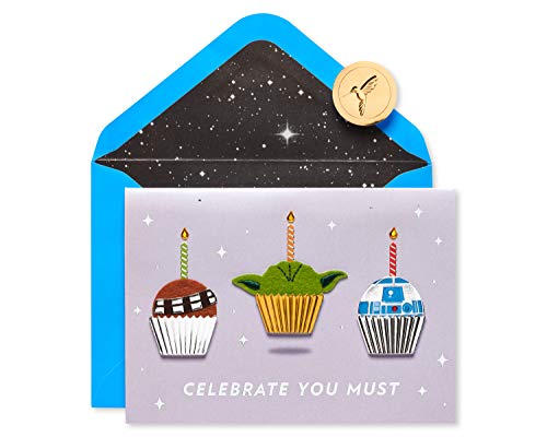 Papyrus Star Wars Geburtstagskarte (Ccelebrate You Must) Geschenktüte, mehrfarbig von Papyrus