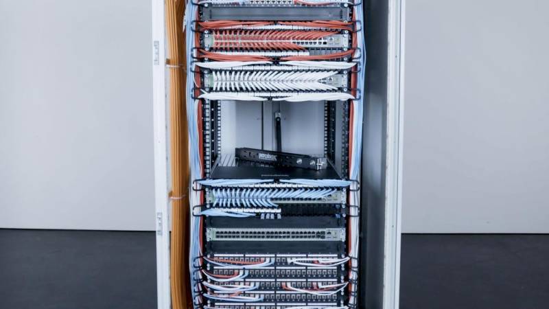 PATCHBOX P60UTPXC6AX24W Netzwerkkabel Weiß 1,8 m Cat6a U/UTP (UTP) (P60UTPXC6AX24W) von Patchbox
