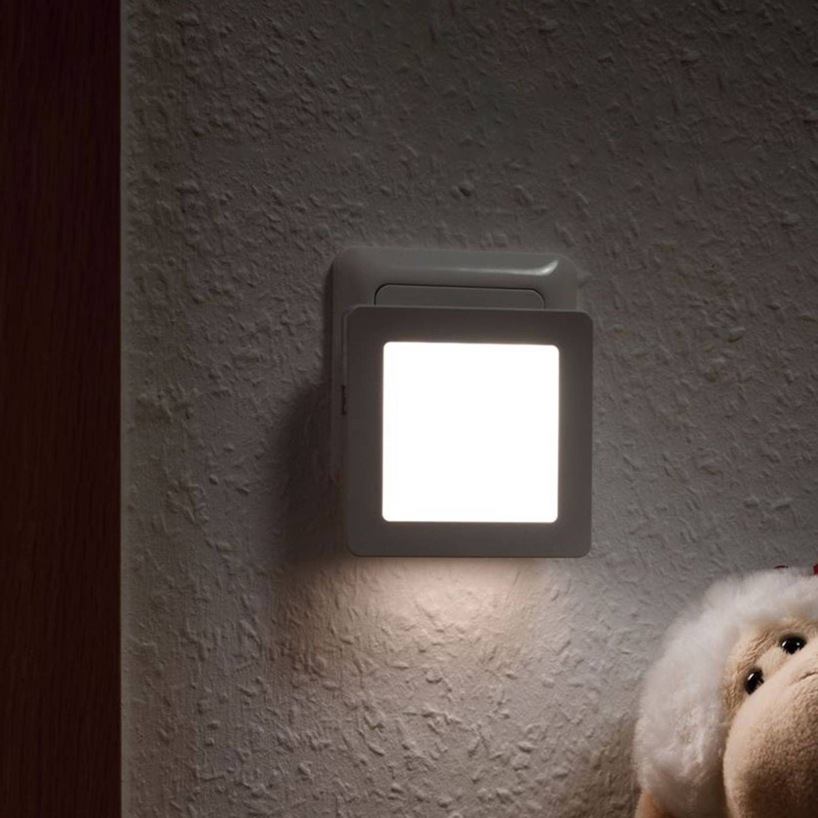 Paulmann Esby LED-Nachtlicht, Steckdose, eckig Paulmann Esby LED-Nachtlicht, Steckdose, eckig von Paulmann
