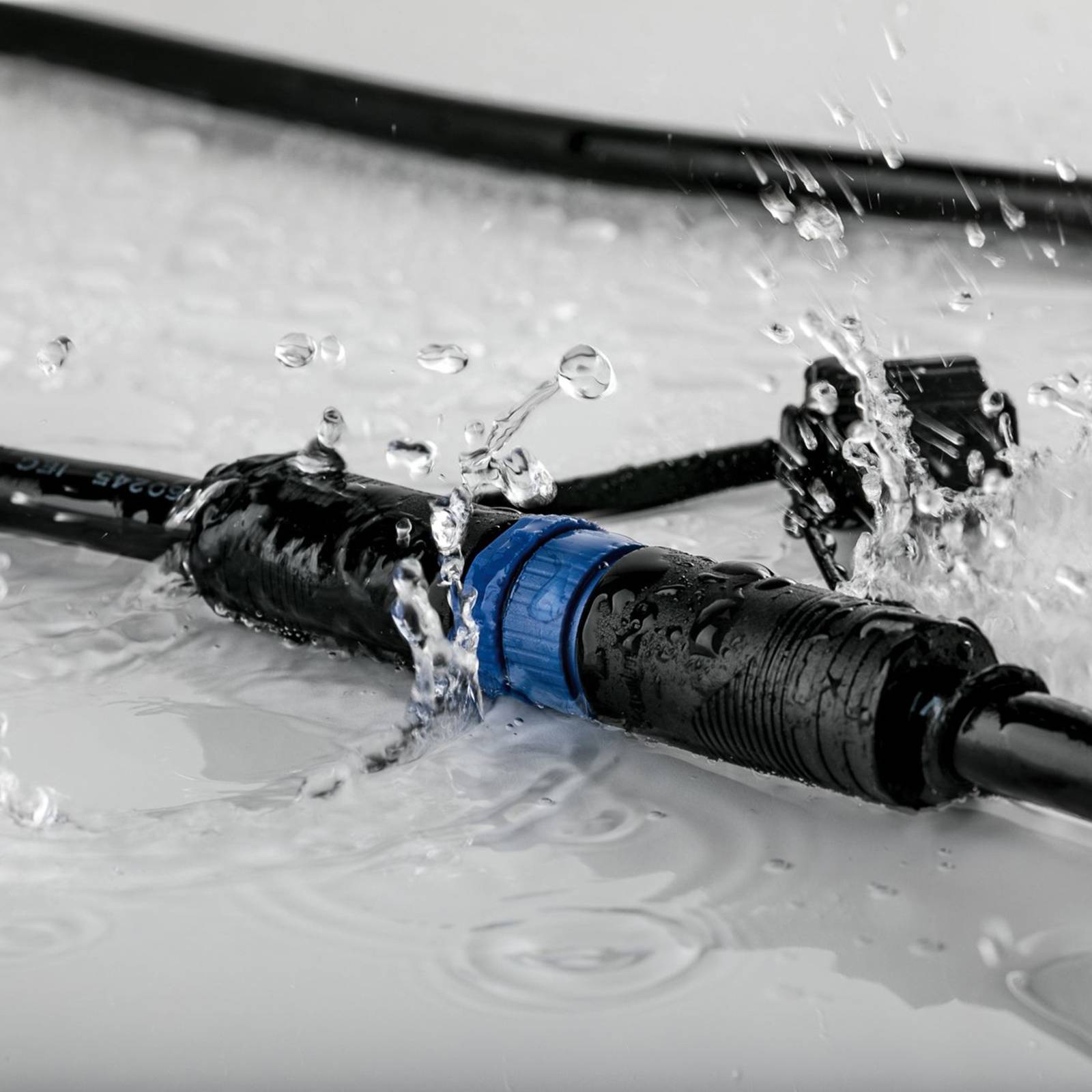 Paulmann Plug & Shine 93928 Kabel 10m, 1 in/2 aus Paulmann Plug & Shine 93928 Kabel 10m, 1 in/2 aus von Paulmann