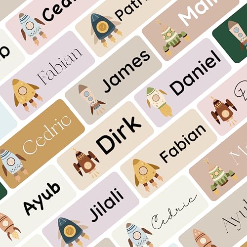 Petite Print®Namensaufkleber für Kinder(75 Stück), Schule, Kindergarten, Kleidung & Gegenstände, Namensetiketten personalisiert mit Namen und waschmaschinenfest (Rockets) von Petite Print