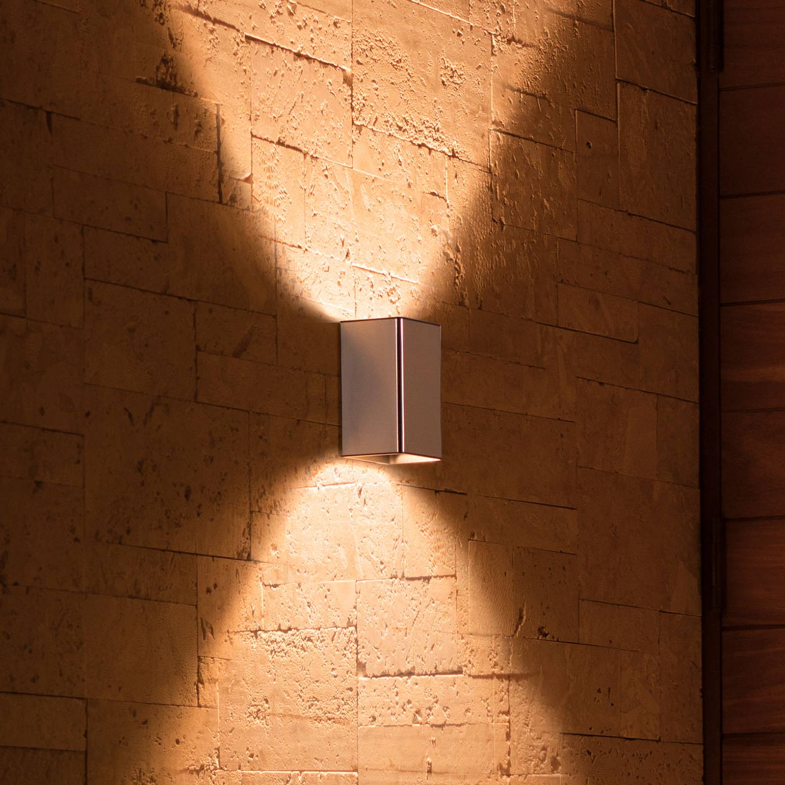 Philips Hue Resonate WACA Up-& Downlight edelstahl Philips Hue Resonate WACA Up-& Downlight edelstahl von Philips Hue