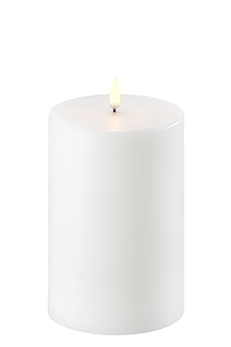 Uyuni - Outdoor LED pillar candle - White - 10,1x12,8 cm (UL-OU-WH10113) von Piffany Copenhagen