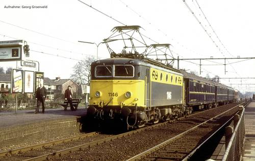 Piko H0 51378 H0 E-Lok Rh 1100 der NS von Piko H0