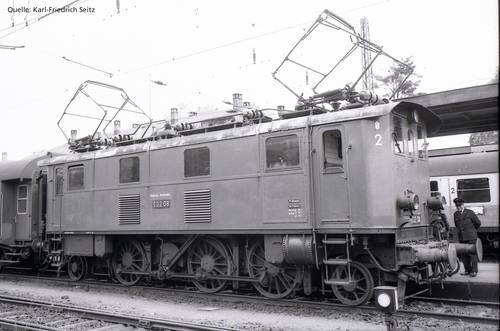 Piko H0 51412 H0 E-Lok BR E 32 der DB von Piko H0