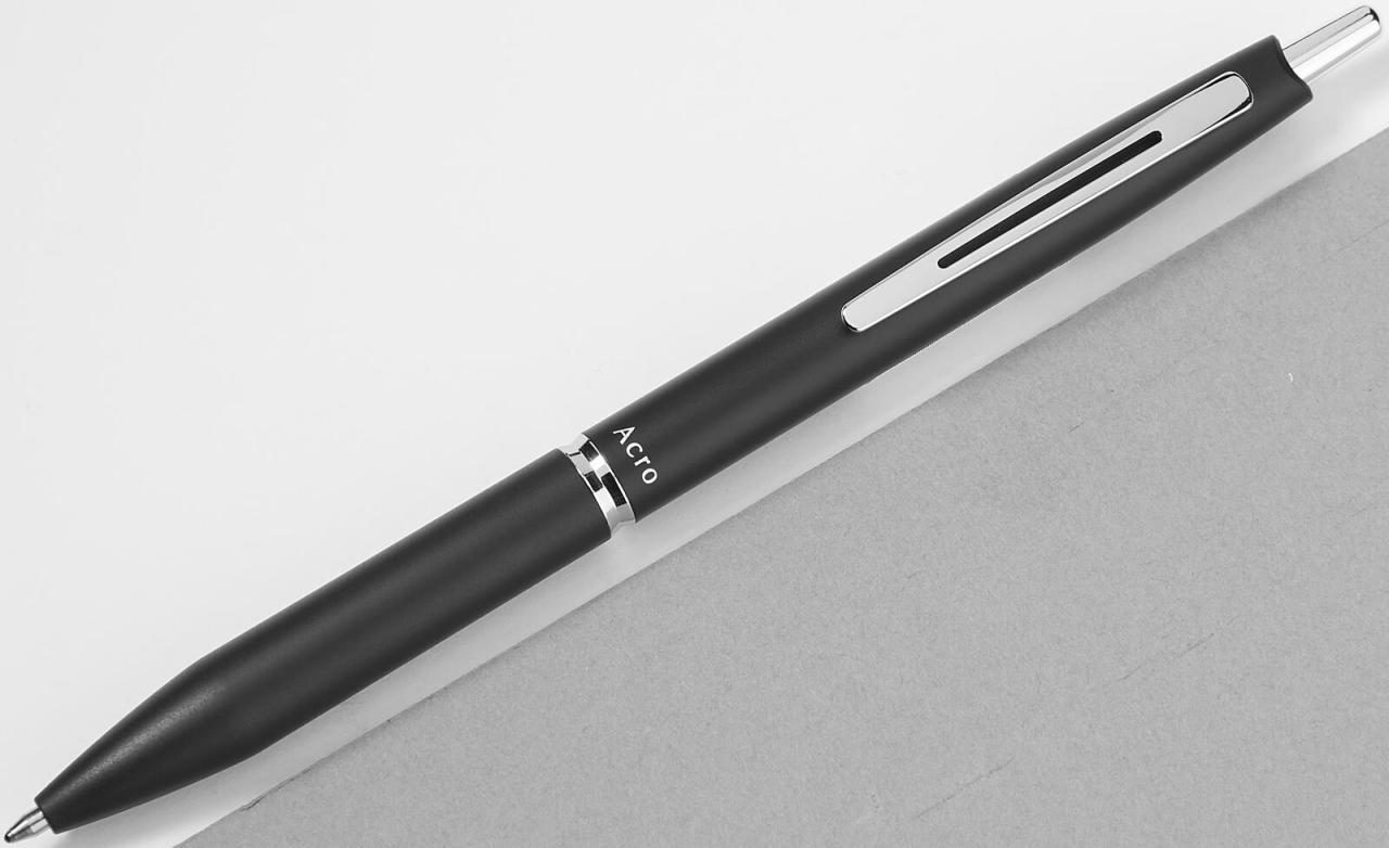 PILOT Acro 1000 Kugelschreiber 0.4 mm Schwarz PILOT Acro 1000 Kugelschreiber 0.4 mm Schwarz von Pilot