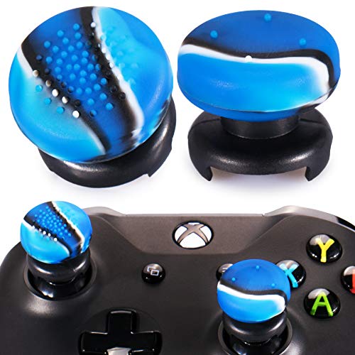 Playrealm FPS Thumbstick Extender & Drucken Gummi Silikon Griffabdeckung Thumb Grip Aufsätze 2 Sätze für Xbox Series X & Xbox One Controller(Tarnblau) von PlayRealm