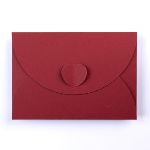 PresentFill® Briefumschläge (50 x Stück) DIN C6 ohne Fenster mit Herz Verschluss in Bordeaux - aus 210 / gm² starkem 100% Recycling Vintage Kraftpapier im Format 162 x 114 mm von Present Fill