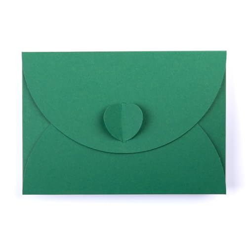 PresentFill® Briefumschläge (50 x Stück) DIN C6 ohne Fenster mit Herz Verschluss in Smaragd Grün - aus 210 / gm² starkem 100% Recycling Vintage Kraftpapier im Format 162 x 114 mm von Present Fill