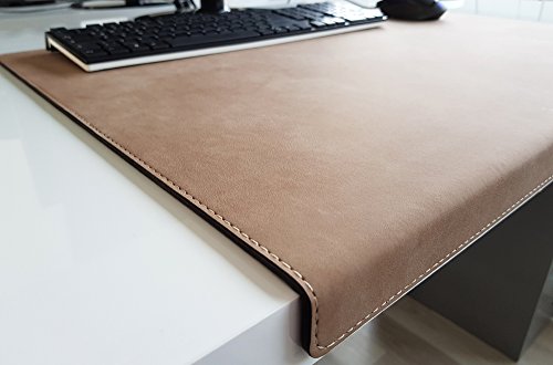 Gewinkelte Schreibtischunterlage mit Kantenschutz Nubuk Leder 90 x 47 Beige von Profi-Mats