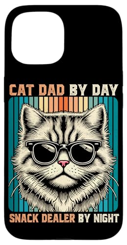 Cat Dad by Day Snack Dealer by Night Retro Katzenliebhaber Hülle für iPhone 15 Cat Dad by Day Snack Dealer by Night Retro Katzenliebhaber Hülle für iPhone 15 von Proud Cat Dad Loving Father Cat Owner Men Daddy