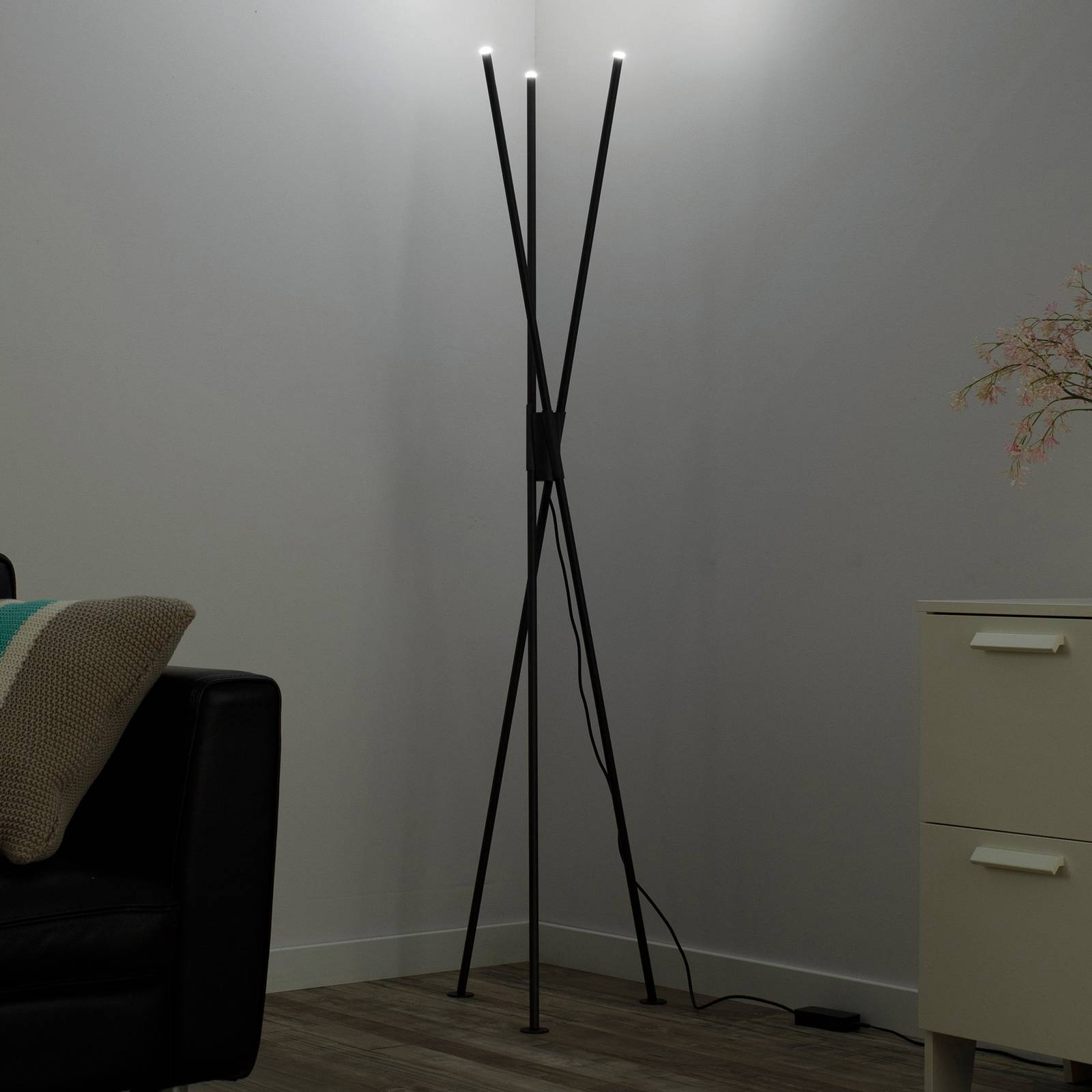Paul Neuhaus Q-PETER LED-Stehleuchte, RGB/CCT von Q-Smart-Home