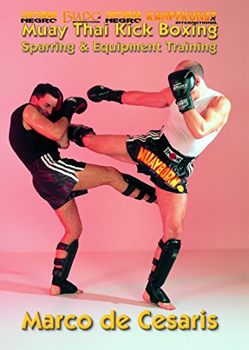 Muay Thai Kick Boxing: Sparring And Equipment Training [DVD] von Quantum Leap