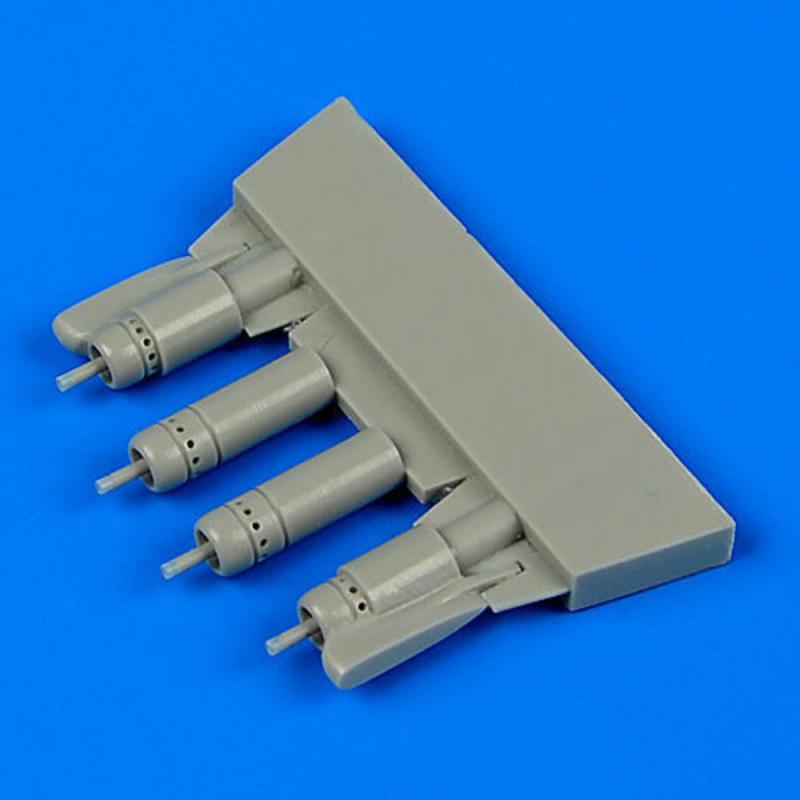 F4U-5 Corsair - Gun barrels with pylons [Hasegawa] von Quickboost