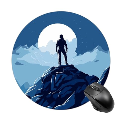 Mauspad mit lustigen Menschen auf Bergspitze, rund, Gummiunterseite, kleines Mauspad oder Büro und Zuhause Mauspad mit lustigen Menschen auf Bergspitze, rund, Gummiunterseite, kleines Mauspad oder Büro und Zuhause von RTSEBVN