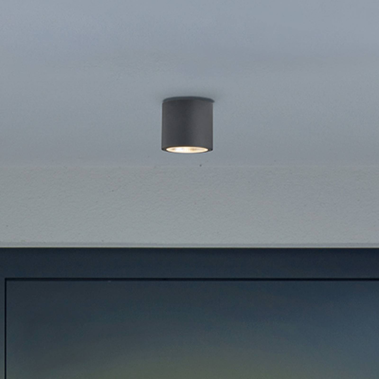 RZB HB 110 LED-Außendeckenleuchte rund 830 17° RZB HB 110 LED-Außendeckenleuchte rund 830 17° von RZB