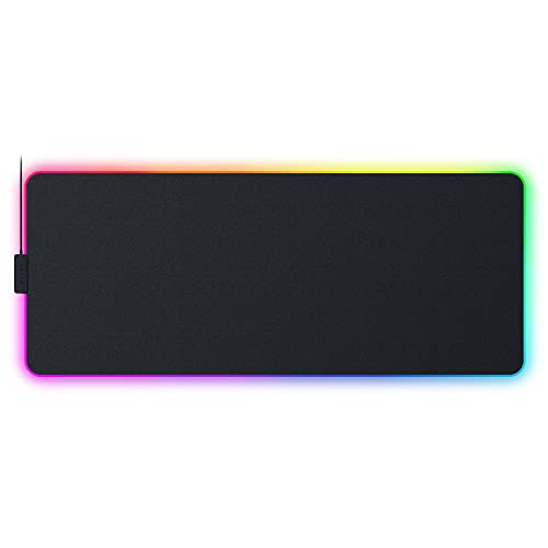 Razer Strider Chroma - Hybrid-Gaming-Mauspad mit Razer Chroma RGB (Hybrid-Mauspad, 19 RGB Beleuchtungszonen, XL-Format, Rutschfeste Unterseite) Schwarz von Razer