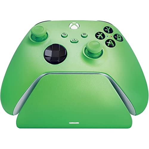 Razer Universelle Schnellladestation für Xbox Controller - (Universelle Kompatibilität, Magnetkontaktsystem, Passend zu jedem Xbox-Controller, Einhändige Navigation) Velocity Green von Razer