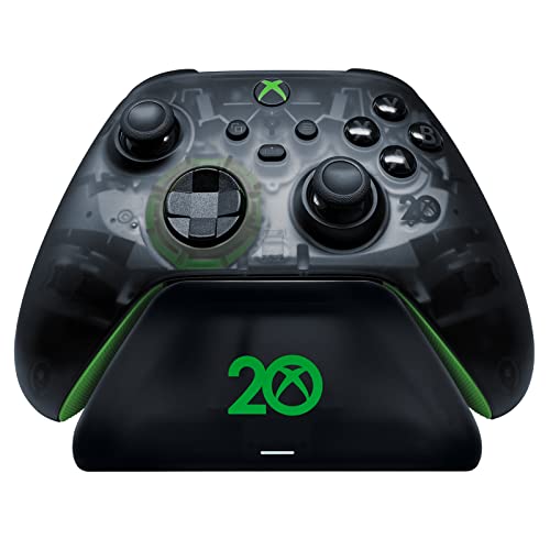 Razer Universeller Schnellladeständer für Xbox Series X|S: magnetisches, sicheres Laden, perfekt passend für Xbox Wireless Controller zum 20. Jahrestag, USB-betrieben (Controller separat erhältlich), RC21-01750900-R3U1, Xbox 20th Anniversary Razer Universeller Schnellladeständer für Xbox Series X|S: magnetisches, sicheres Laden, perfekt passend für Xbox Wireless Controller zum 20. Jahrestag, USB-betrieben (Controller separat erhältlich), RC21-01750900-R3U1, Xbox 20th Anniversary von Razer