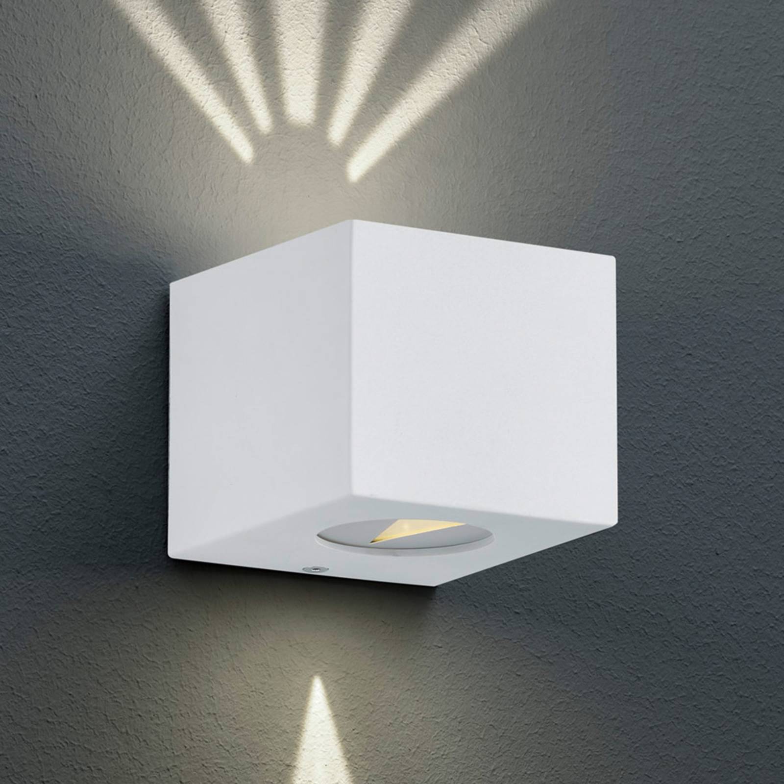 Eckige LED-Außenwandleuchte Cordoba, weiß Eckige LED-Außenwandleuchte Cordoba, weiß von Reality Leuchten