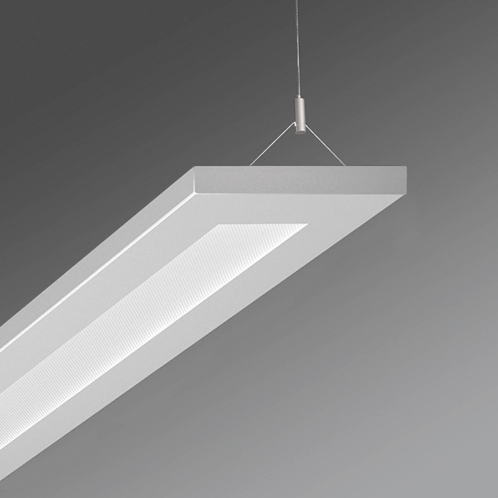 Büro-Pendellampe Stail LED mikroprisma 52W weißalu von Regiolux