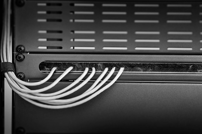 Renkforce RF-3429146 48,30cm (19)  Netzwerkschrank-Bürstenleiste 1 HE Schwarz (RF-3429146) von Renkforce