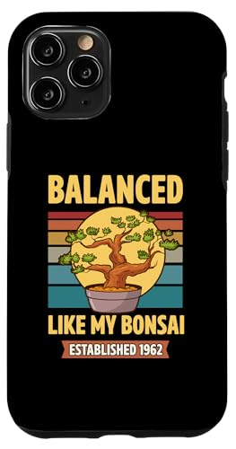 Balanced Like My Bonsai gegründet 1962 Geburtsjahr Bonsai Hülle für iPhone 11 Pro von Retro Birthday Party Supplies for Bonsai Gardeners