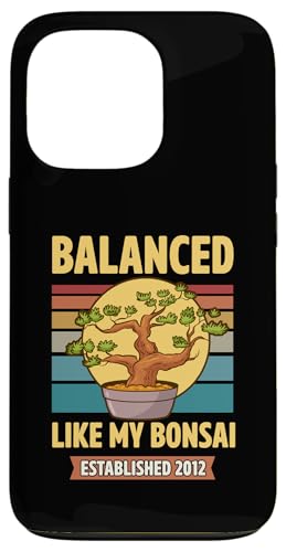 Balanced Like My Bonsai gegründet 2012 Geburtsjahr Bonsai Hülle für iPhone 13 Pro von Retro Birthday Party Supplies for Bonsai Gardeners